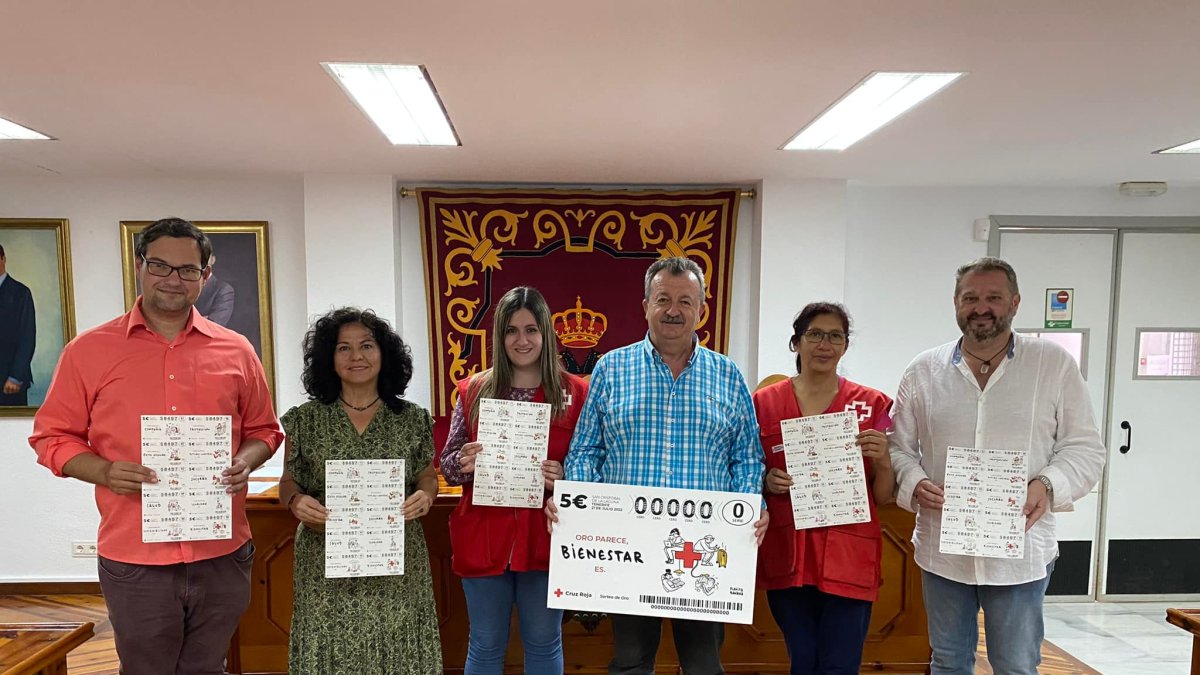 Las autoridades del Ayuntamiento pulpileño apoyan esta iniciativa solidaria de Cruz Roja
