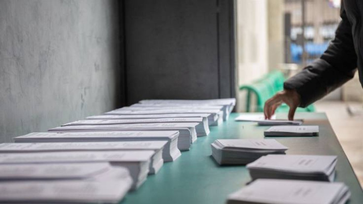Papeletas para unas elecciones en una imagen de archivo.