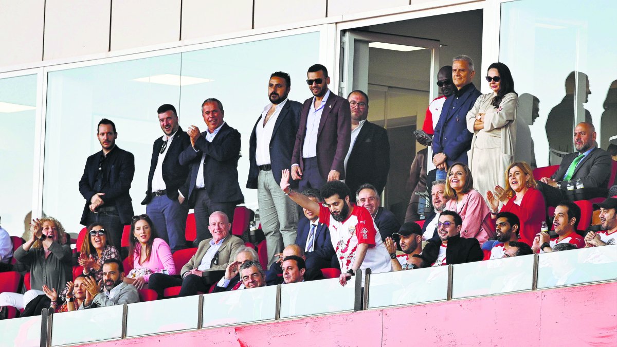 El presidente del Almería en el palco.