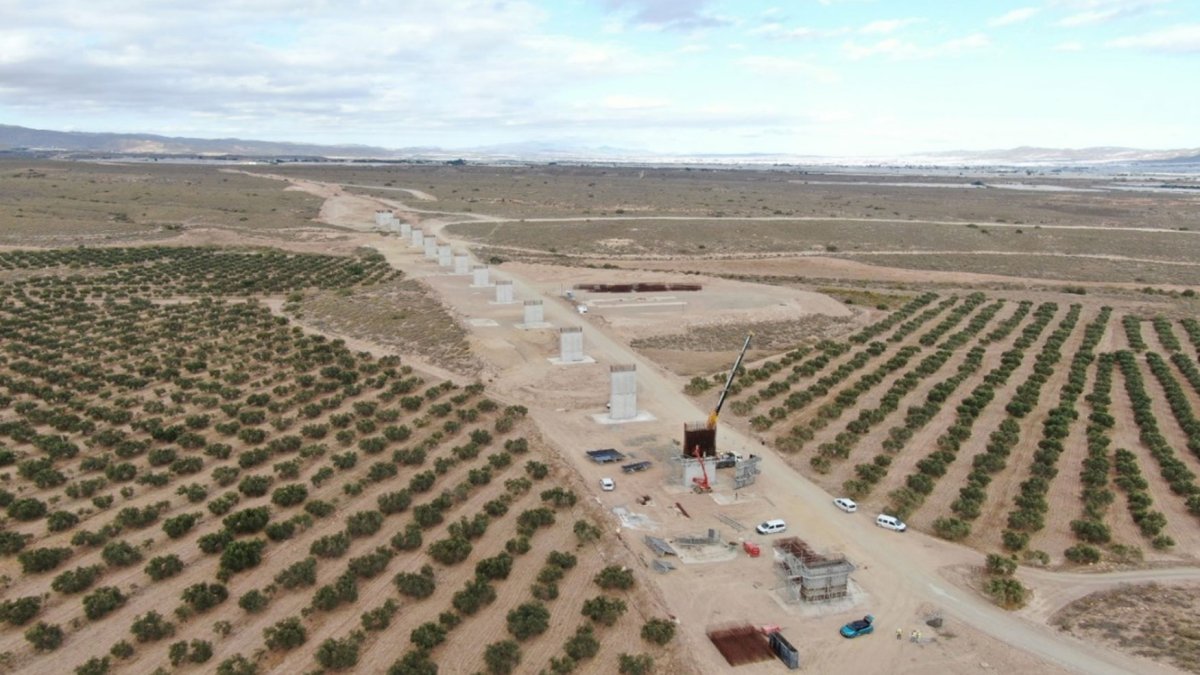 ¿Cúando llegará el AVE a Almería?