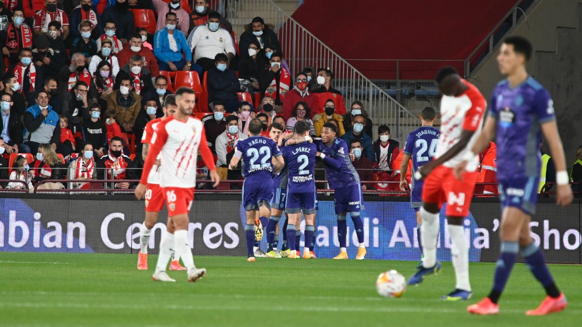 El Real Valladolid en su visita al Mediterráneo. Aquel día perdió por 3-1.