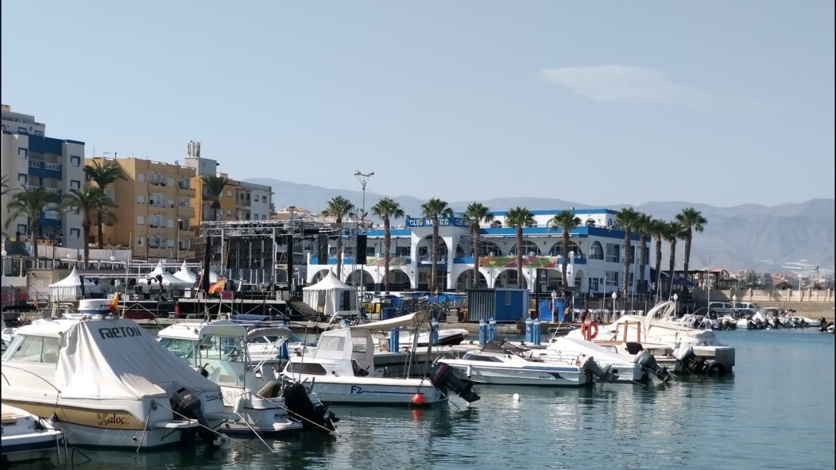 Puerto de Roquetas de Mar.