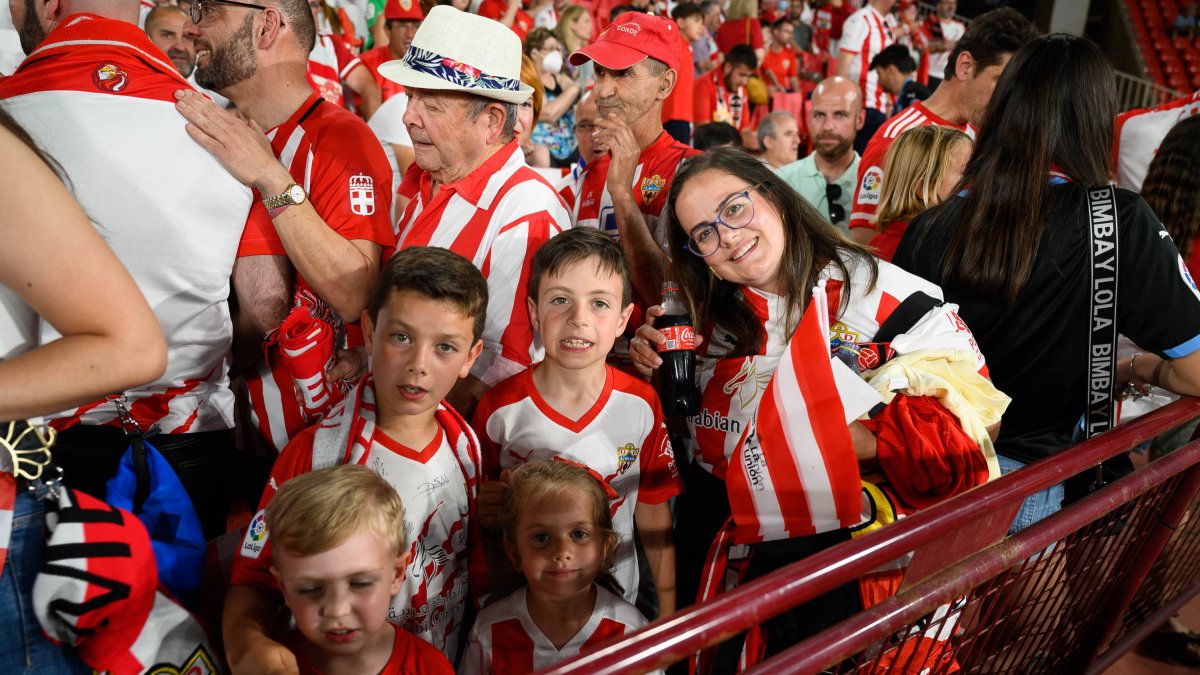 Son los más felices en el Mediterráneo.