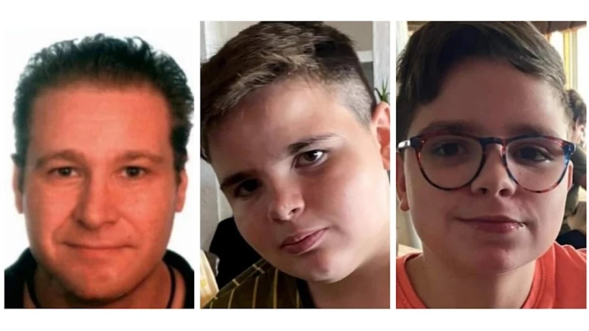 Fotografías que circulan en redes sociales del padre y los dos pequeños.