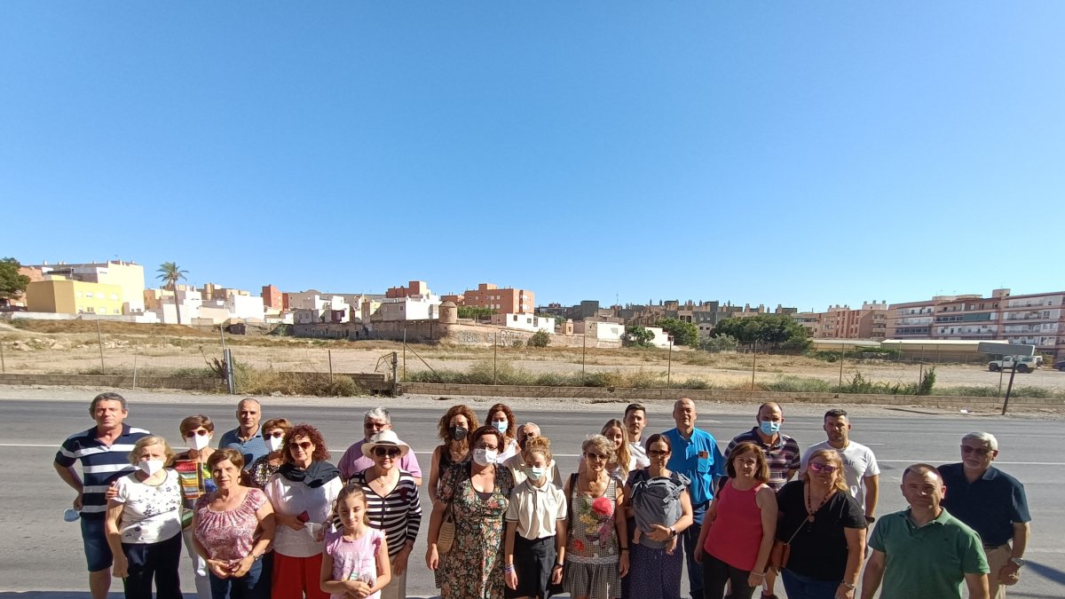 Vecinos afectados por la situación de la Carretera de Níjar