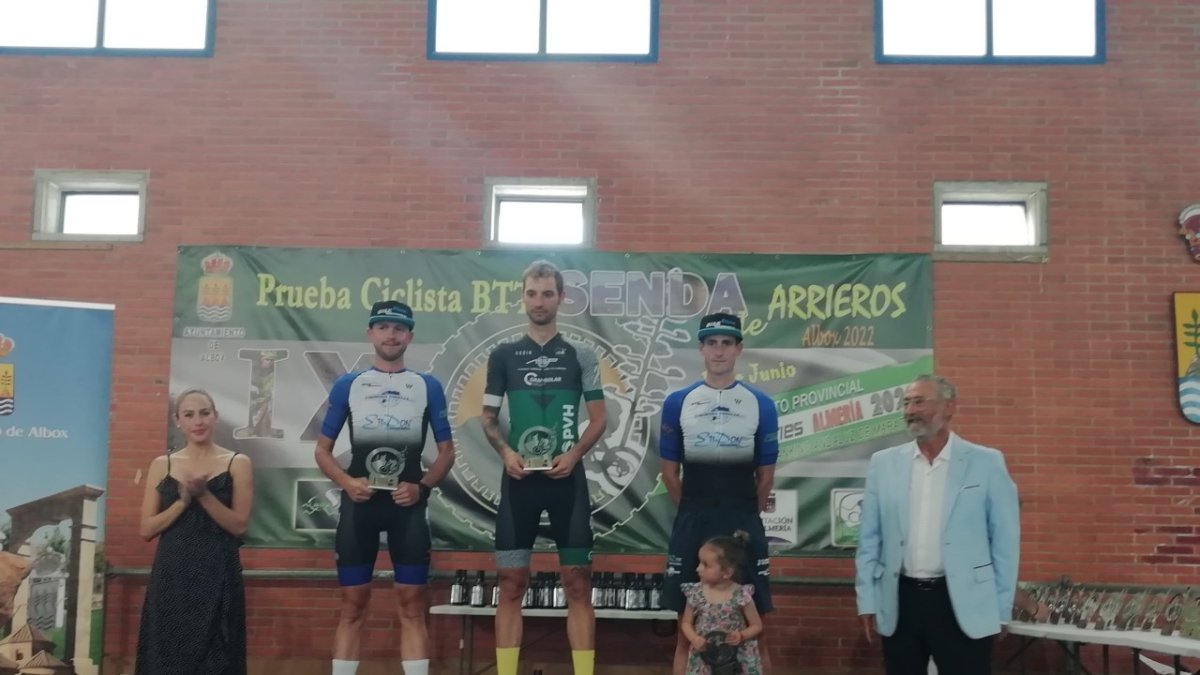 El podio élite de la carrera.