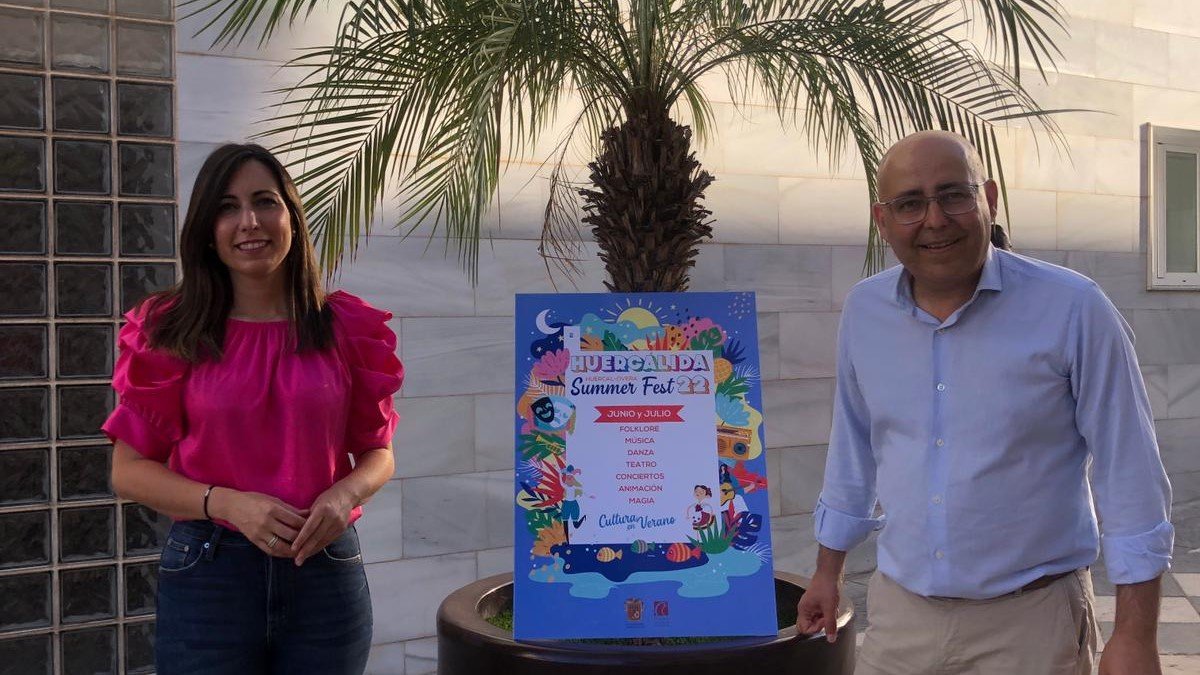 Presentación del cartel de la programación de la nueva edición del Huercálida Festival en Huércal-Overa.