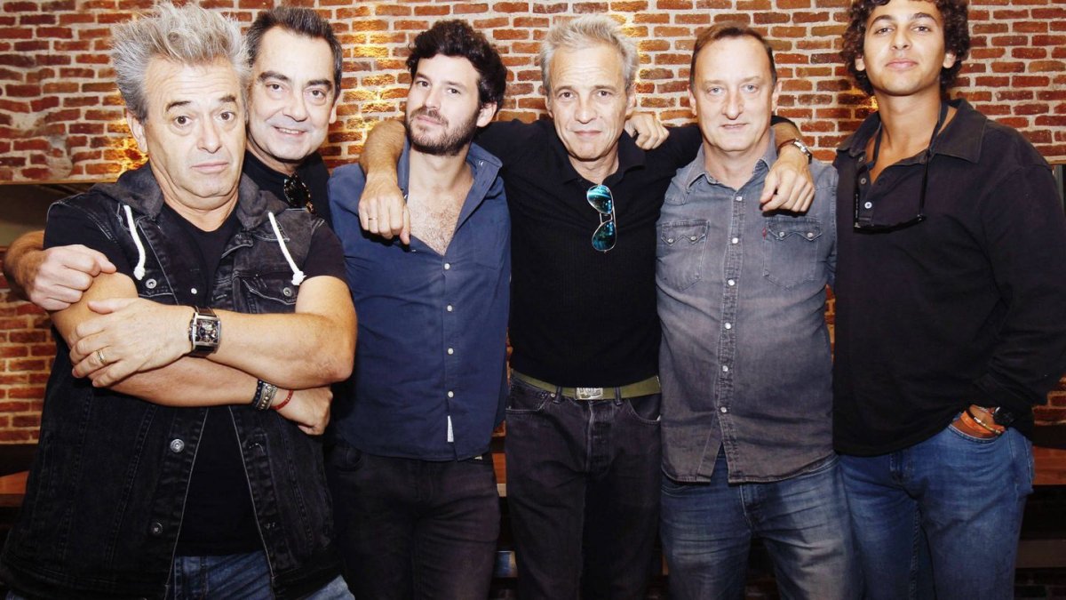 Hombres G y Taburete, en concierto.
