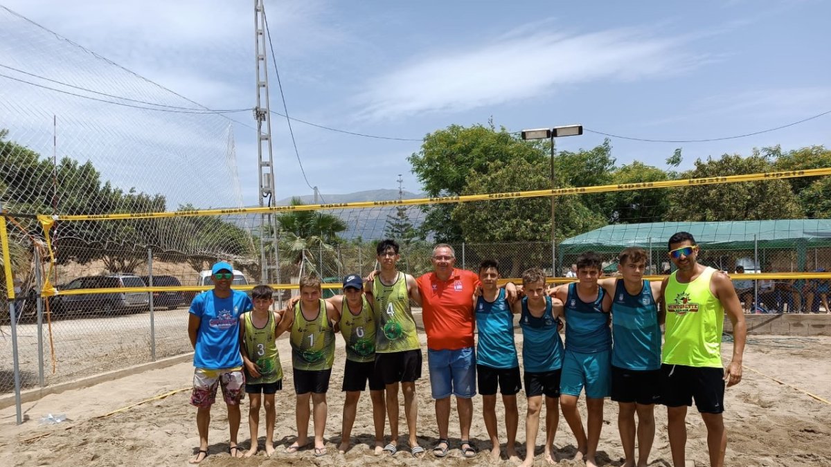 Los canteranos del Mintonette brillaron en Berja.
