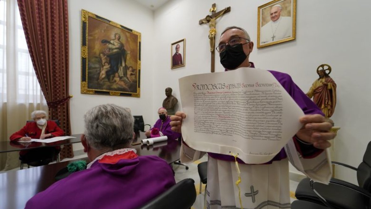 Gómez Cantero recibió poderes económicos el día de su toma de posesión como obispo coadjutor.