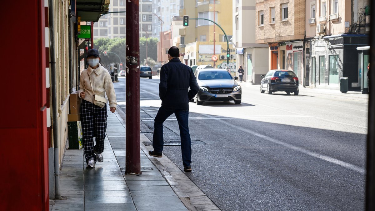 Actual acera de la Avenida Cabo de Gata.