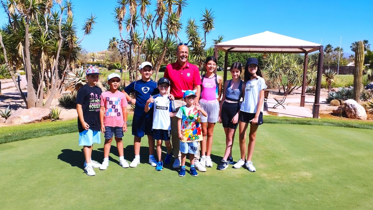 Desert Springs Resort & Golf Club, lanza su programa de matrícula de golf para menores de 8 a 14.