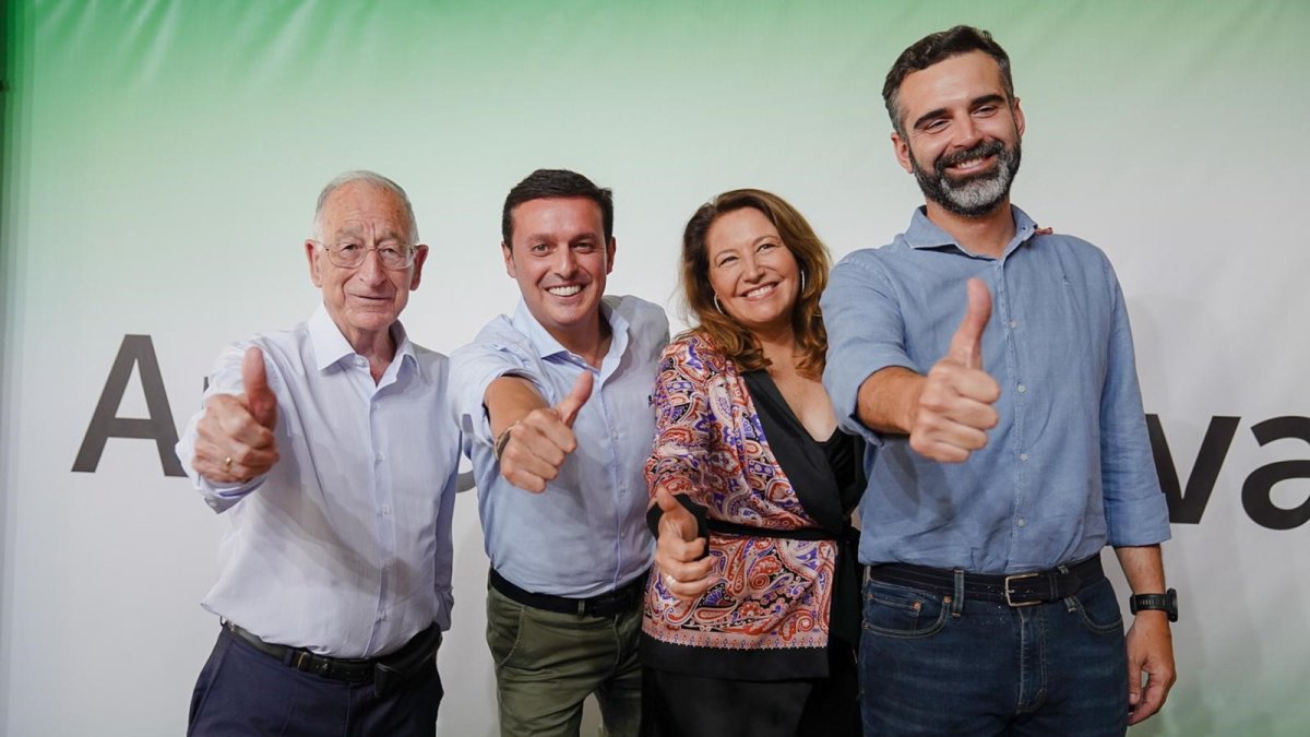 Gabriel Amat, Javier A. García, Carmen Crespo y Ramón Fernández-Pacheco.