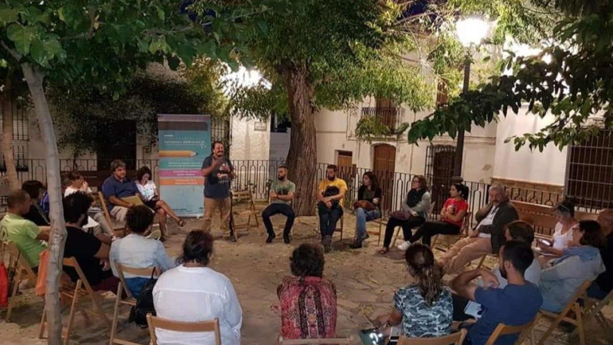 El evento está organizado por la Asociación Trotamundos Animado y el Ayuntamiento de Almócita.