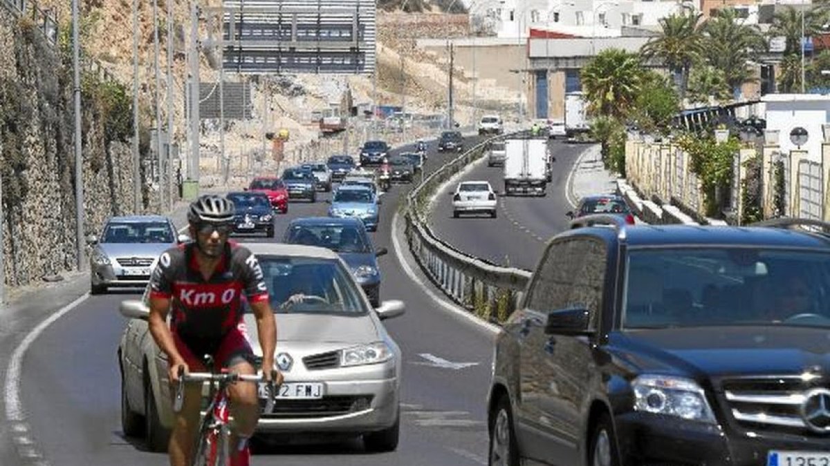 Estos son los vehículos camuflados con los que te pueden multar este verano.