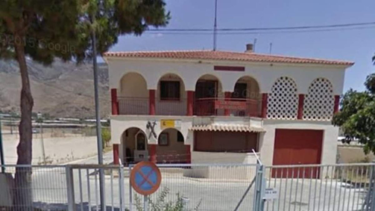 Cuartel de la Guardia Civil de Dalías.