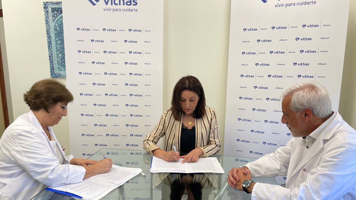 Momento de la firma del acuerdo.