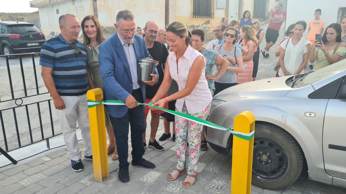 Inauguración de la placeta en el barrio de San Antonio.
