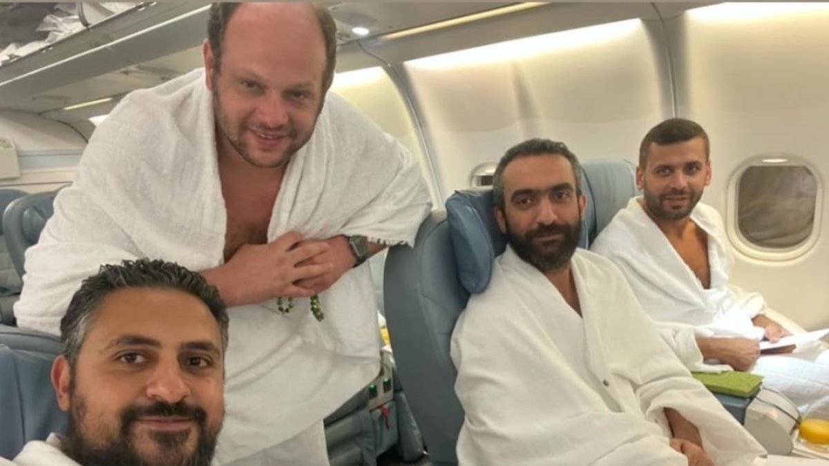 Ewis, Wessam, El Assy y Yilmaz en el avión privado.