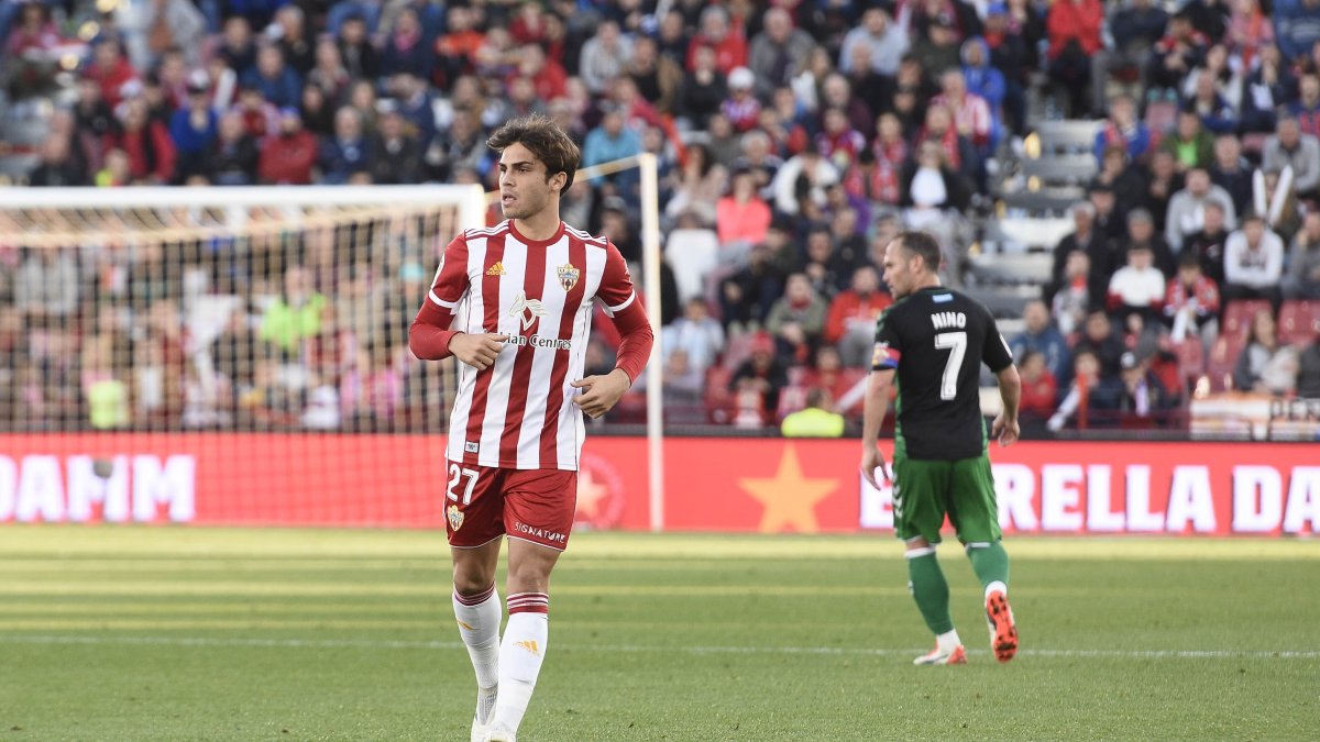 Dani Albiar en el Almería-Elche celebrado en el año 2020.