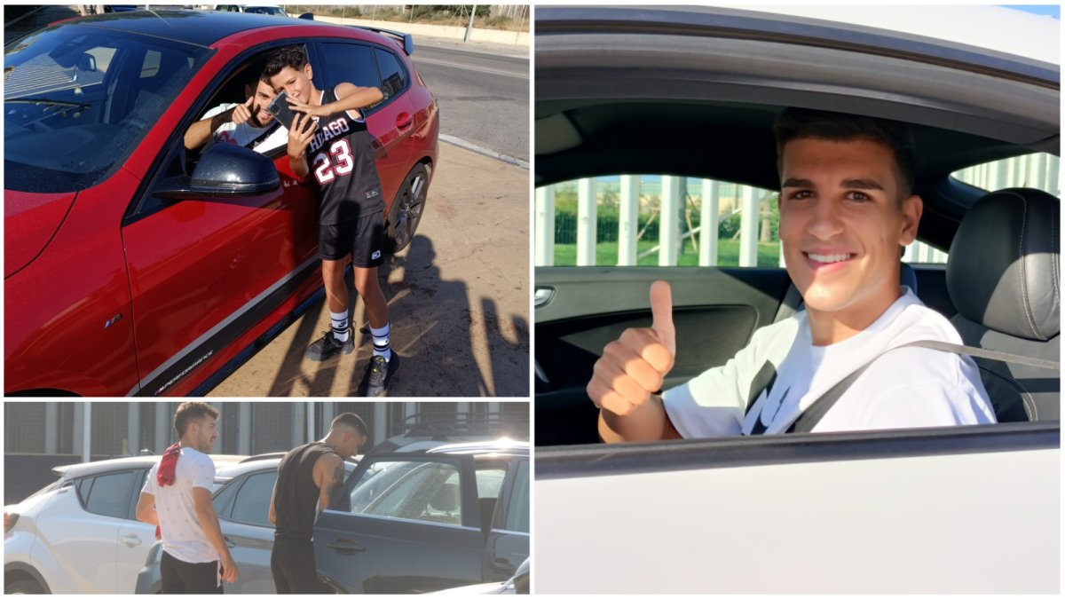 Los futbolistas llegando esta mañana al Power Horse.