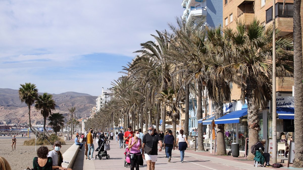 Imagen de archivo del Paseo Marítimo de la capital.