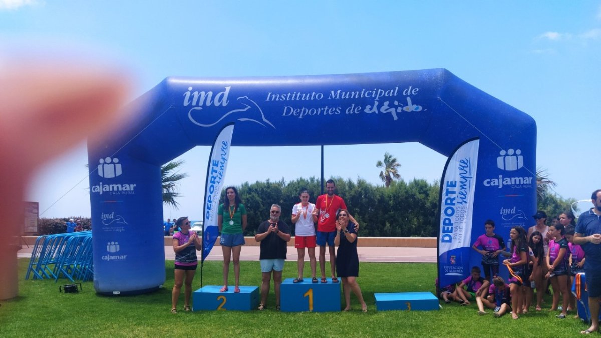 El podio con los campeones en Almerimar.