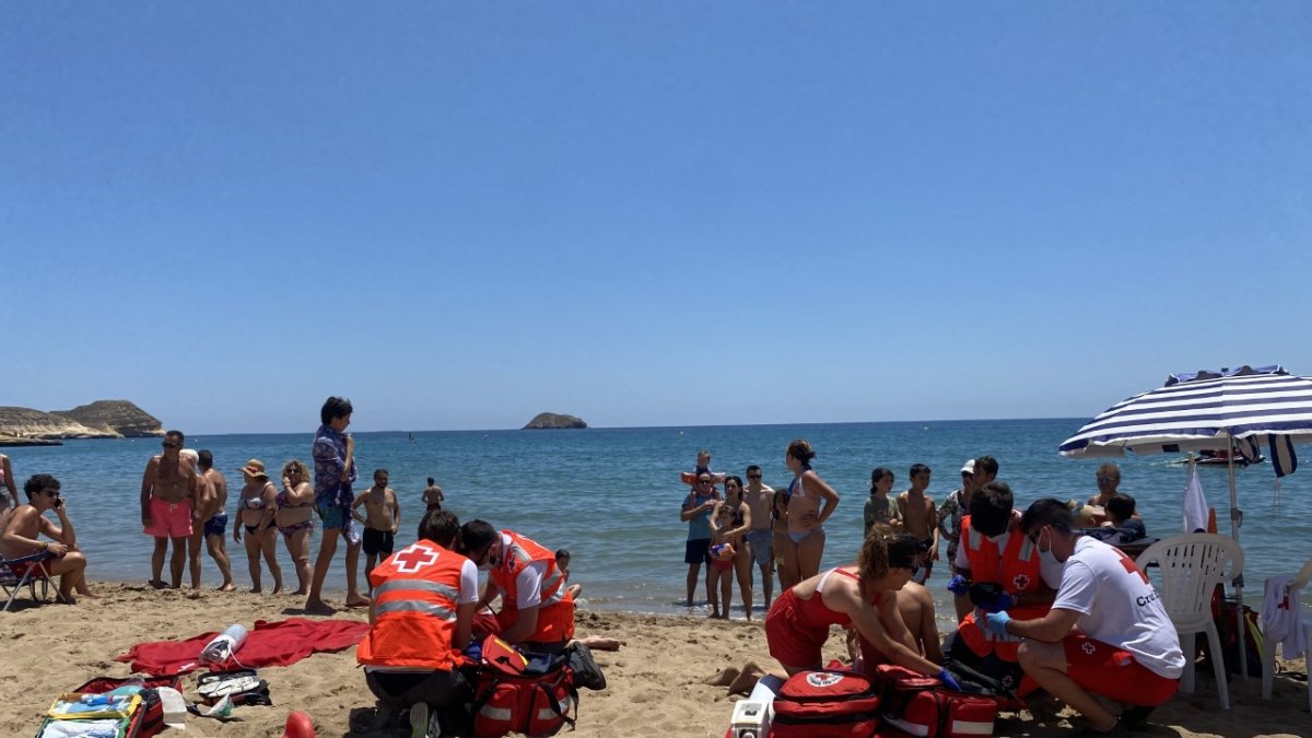 Simulacro de Cruz Roja en San Juan de los Terreros.