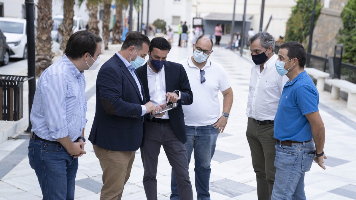 Foto de archivo de la visita a la zona donde se va a actuar.