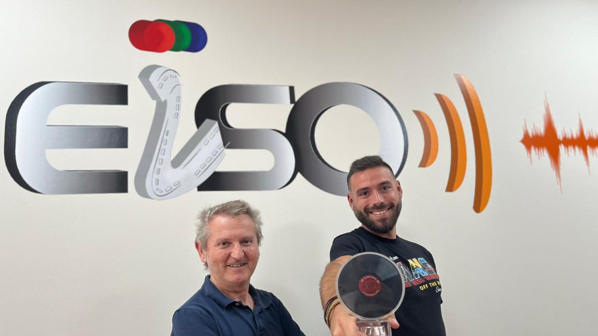 Primer premio, David Urrea y el Director de EISO.