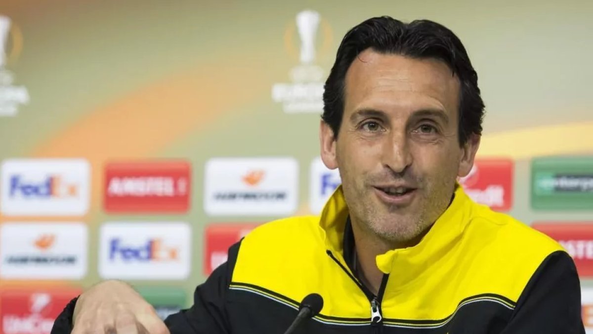 Emery quiere tener en su plantilla a Sadiq para la próxima campaña.