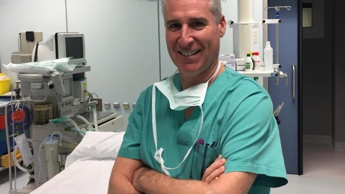 El doctor Arráez será el pregonero de la Virgen del Mar.