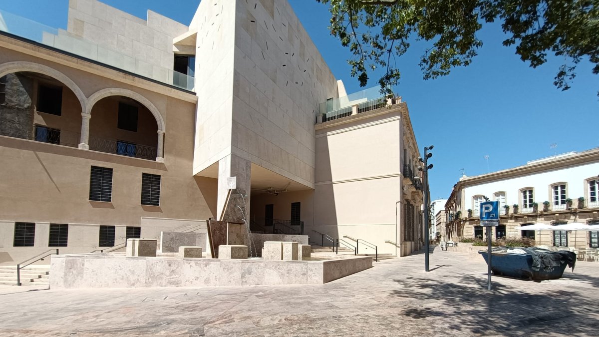 Así ha quedado la obra realizada en la Plaza de la Administración Vieja