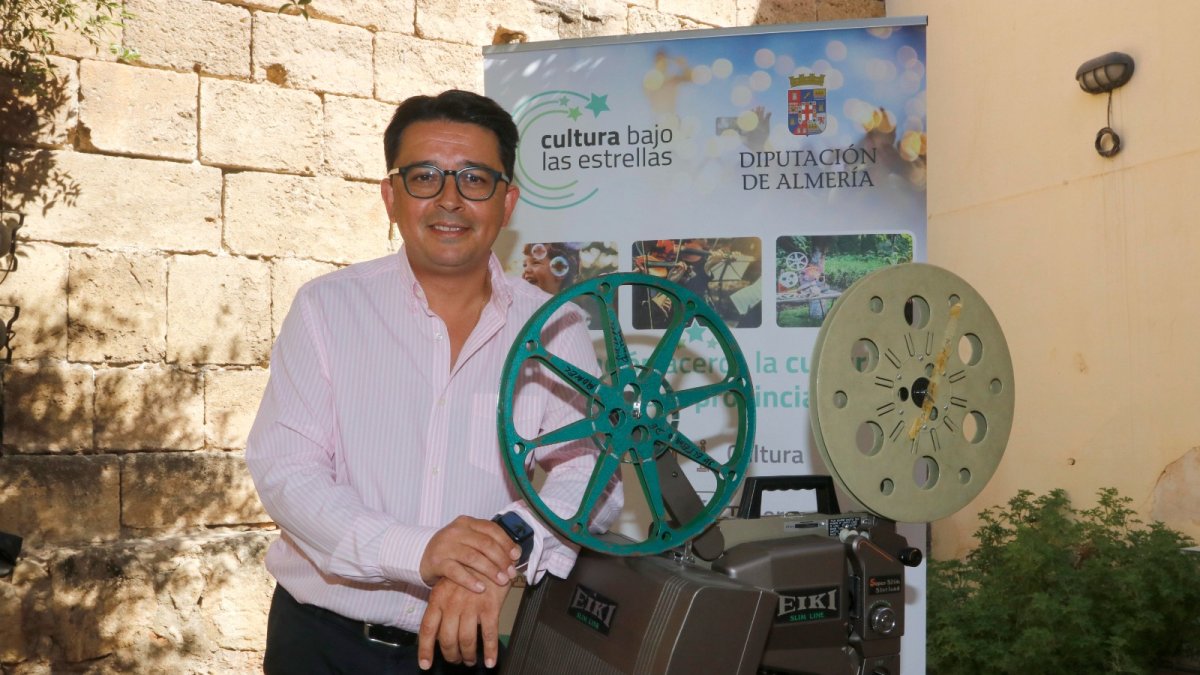 Manuel Guzmán, diputado de Cultura y Cine.