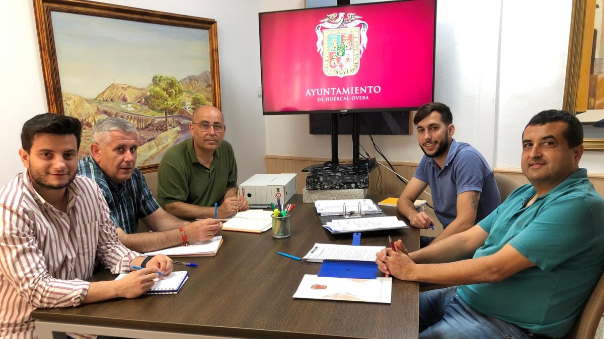 Autoridades del Ayuntamiento huercalense destacan los diferentes proyectos.