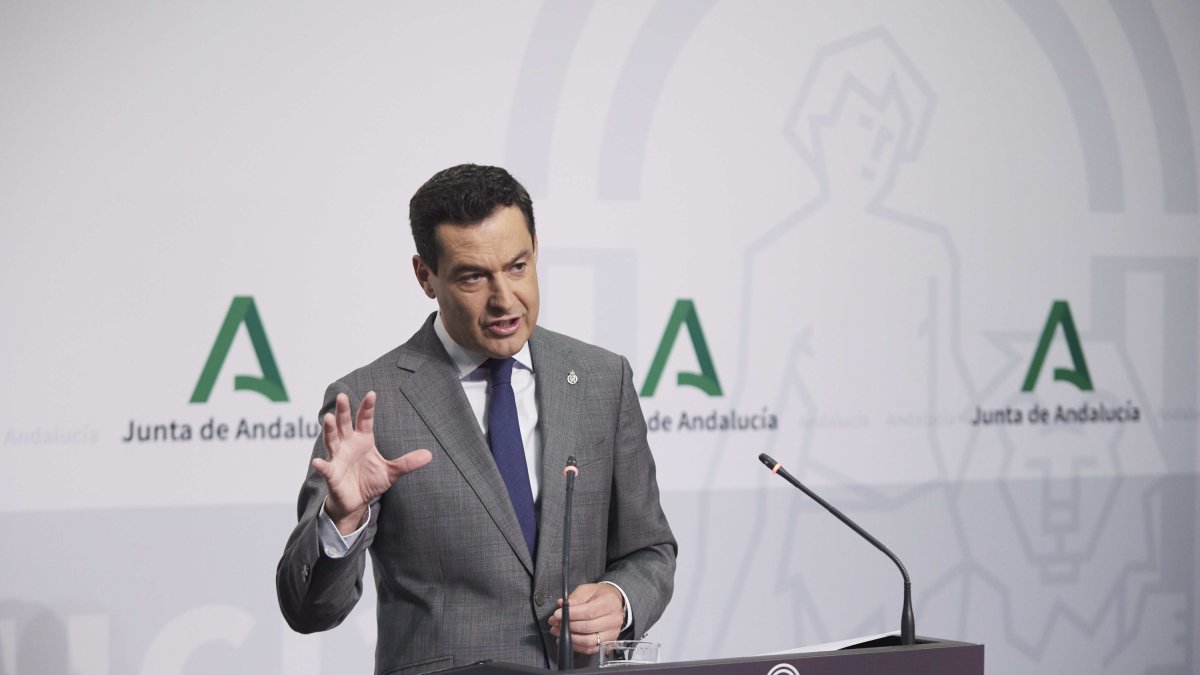 Juanma Moreno, este mediodía en San Telmo.