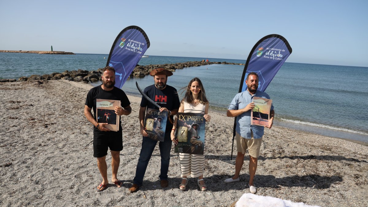 Presentación de la \'IX Semana Pirata\' de Almerimar.
