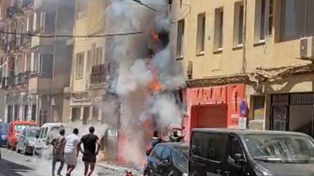 Incendio en la calle Inocencio Arias de Albox.