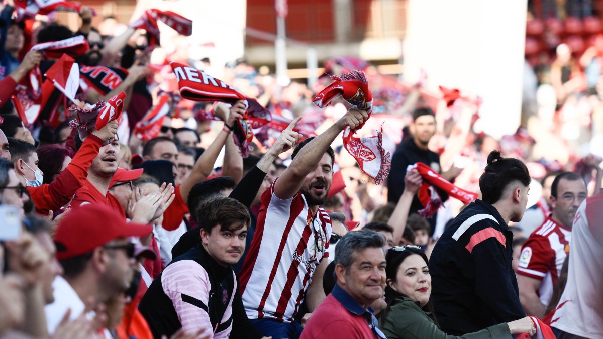 Aficionados del Almería en el Power Horse Stadium.