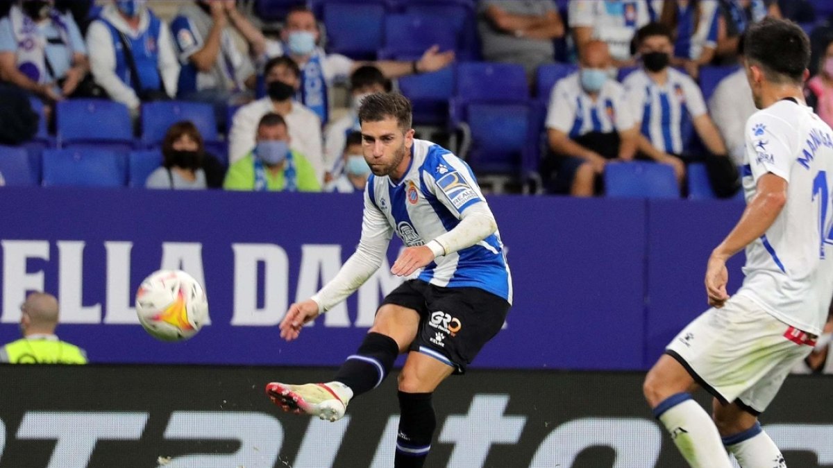 Adrián Embarba, un extremo de categoría.