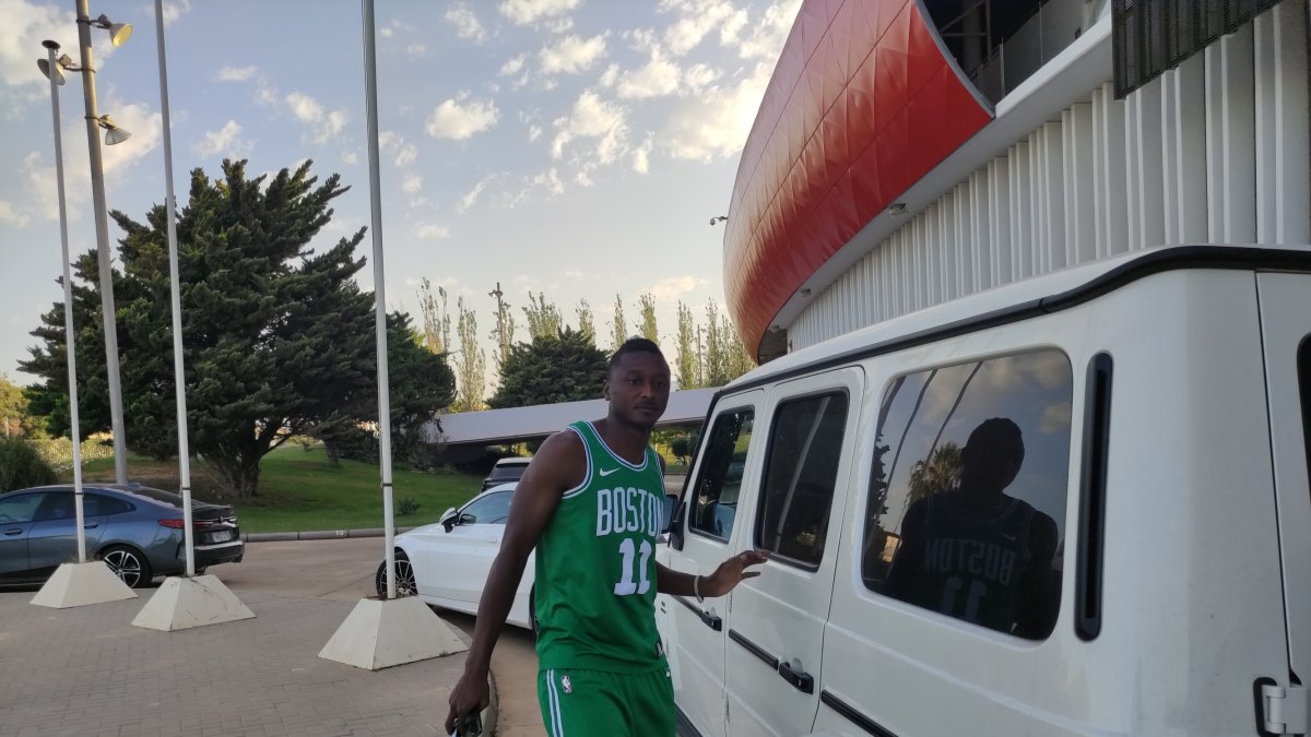 LA VOZ con Sadiq a las 8:30 horas en el Power Horse Stadium.