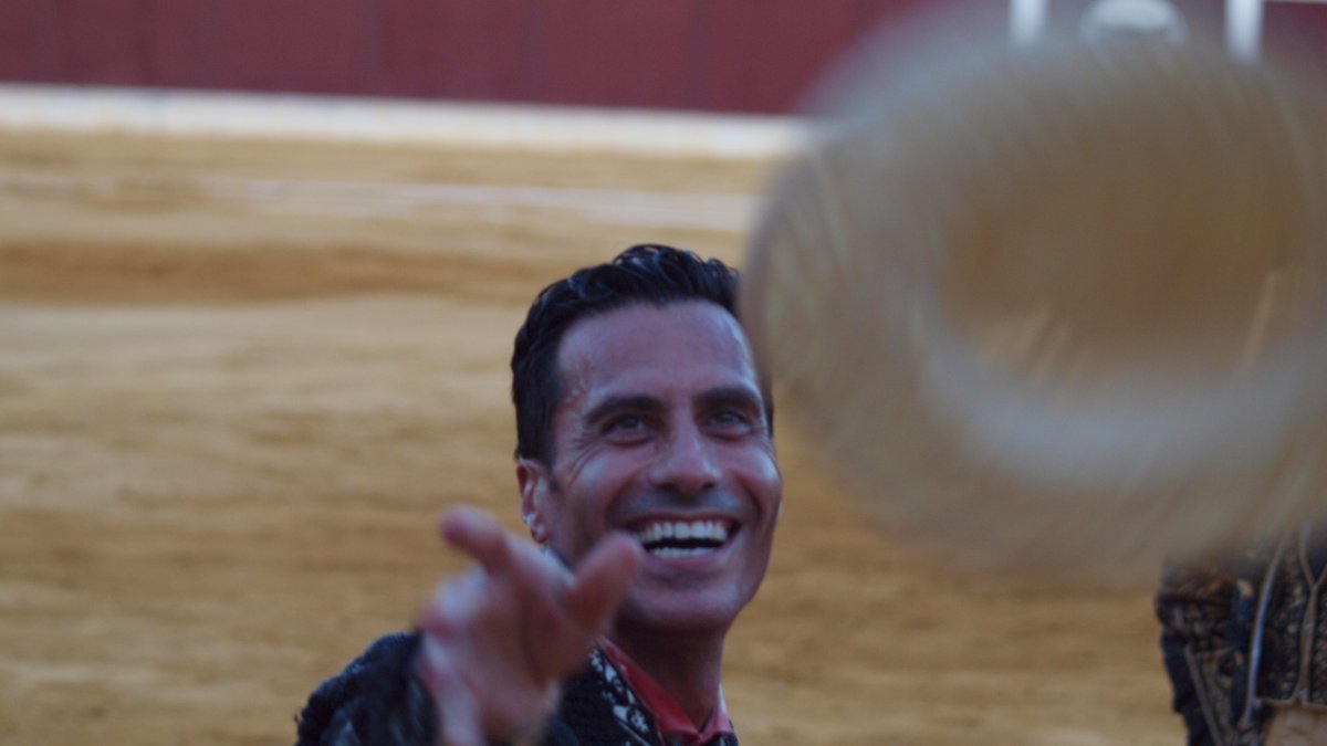 Jesús Almería, feliz, exultante, victorioso, ha superado sus compromisos.