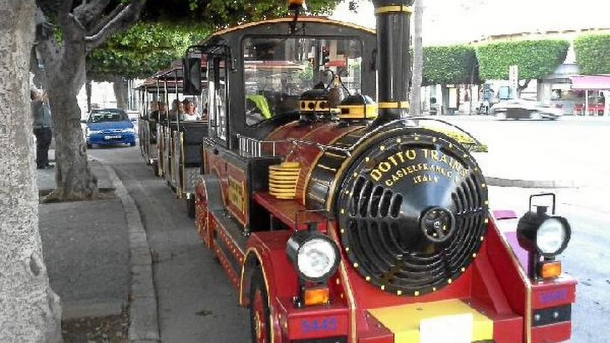 Horarios de verano del Tren Turístico de Almería.