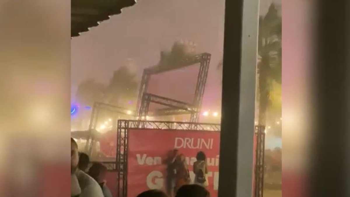 Fuertes rachas de viento en el Medusa Festival.