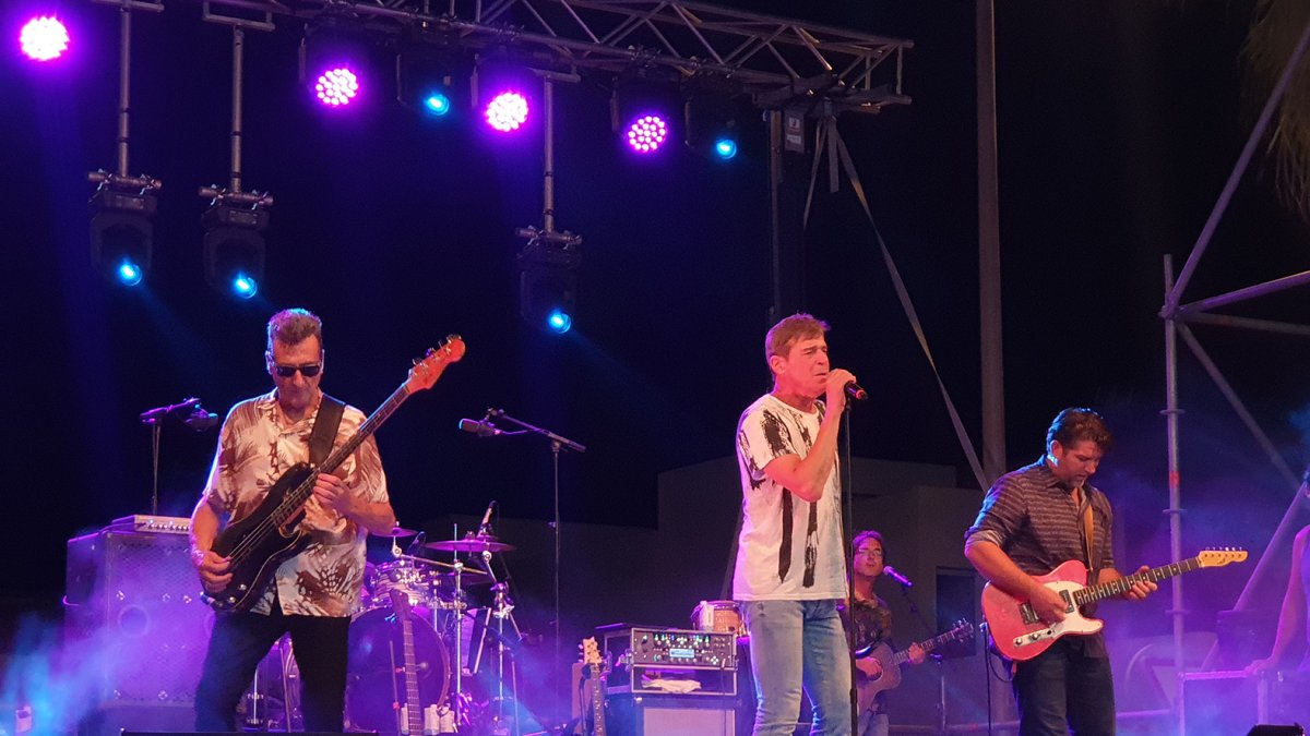 Danza Invisible, durante su directo del sábado en Cabo de Gata.