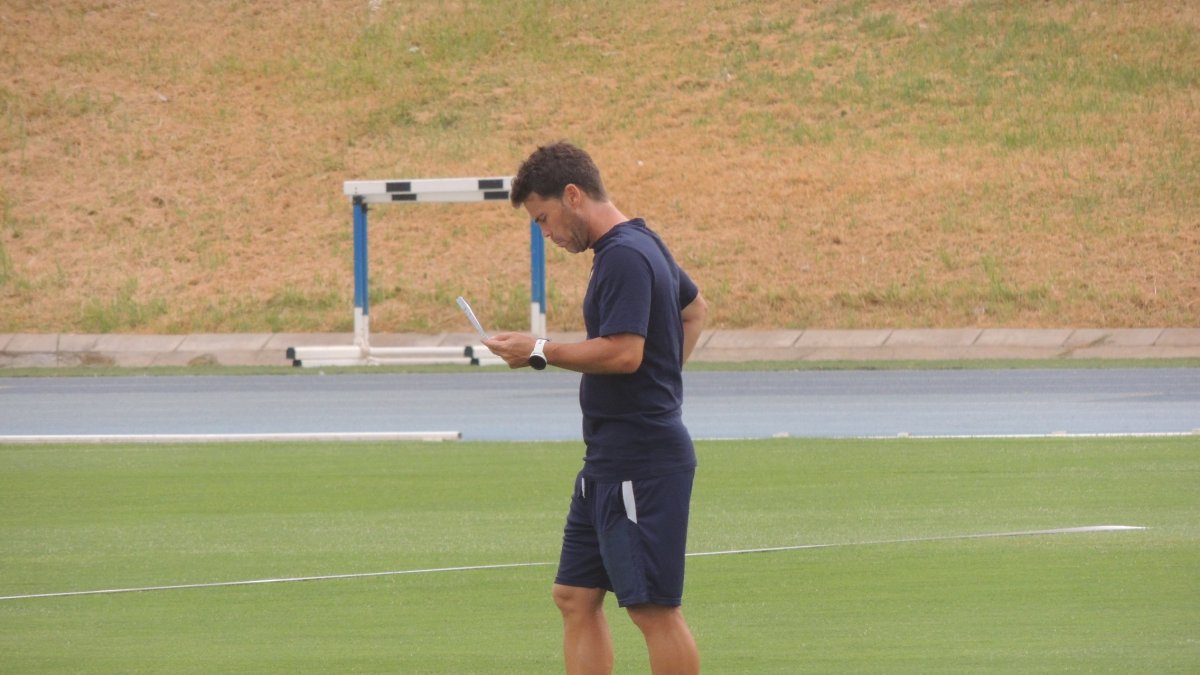 Rubi este lunes en el campo Anexo.