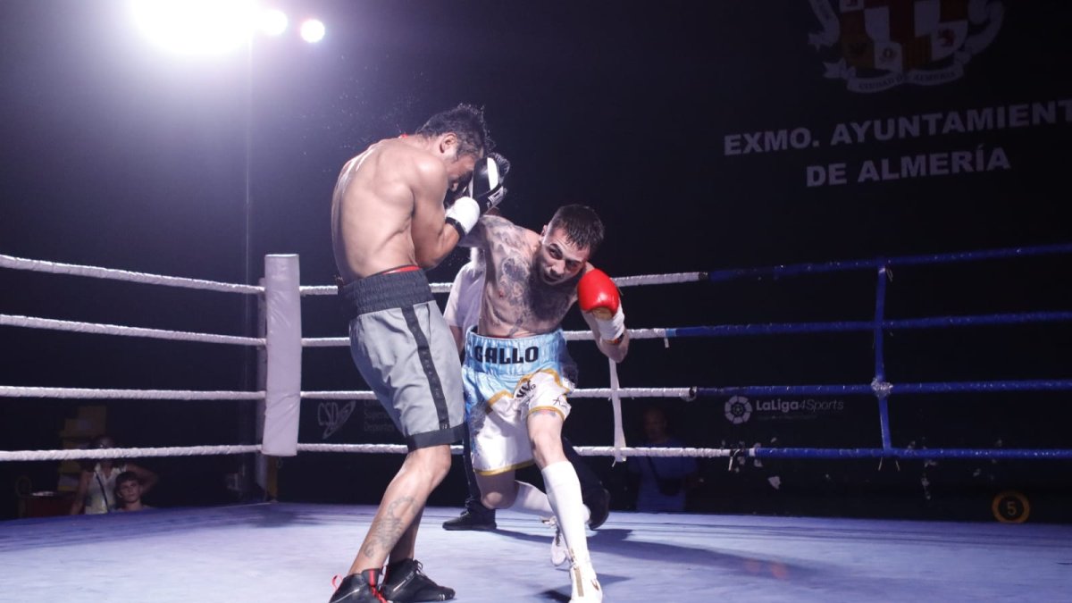 El boxeo sigue fiel a su cita con la Feria de Almería.
