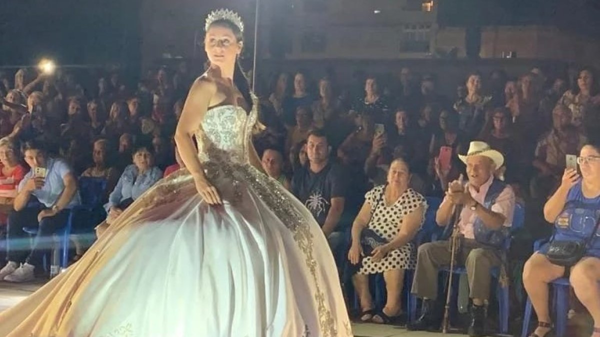Vestido de novia diseñado por Josefa Cortés.