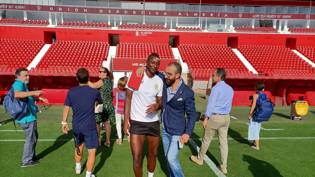 Sadiq y El Assy antes de que comenzara el entrenamiento.