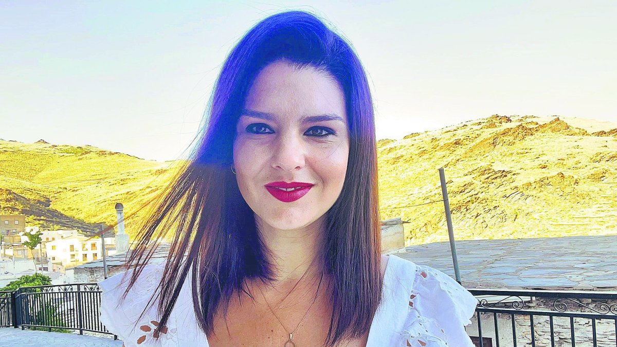 Noemí Cruz, miembro de la ejecutiva del PSOE.